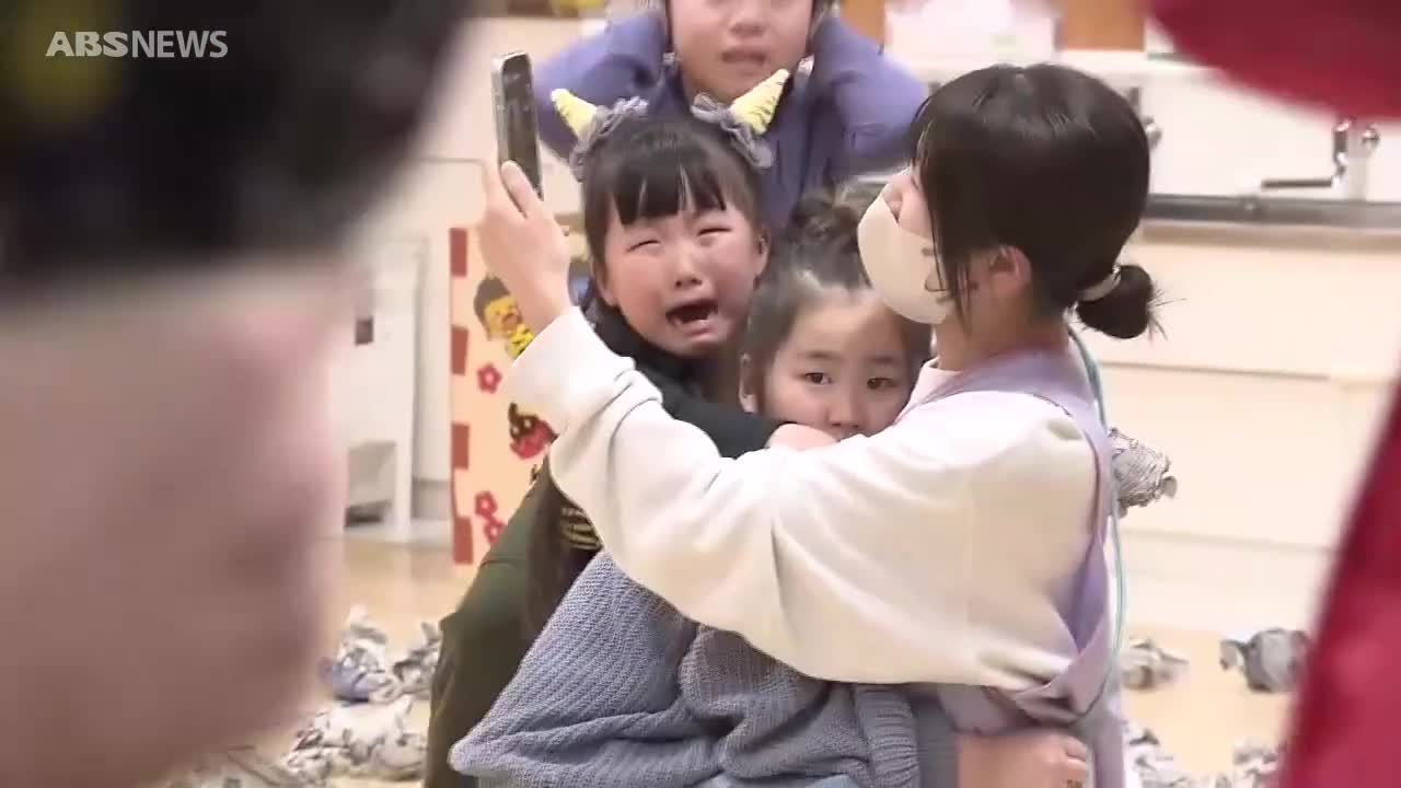 園児たちが“鬼”退治！こども園で毎年恒例の豆まき 福を呼び込む 秋田市