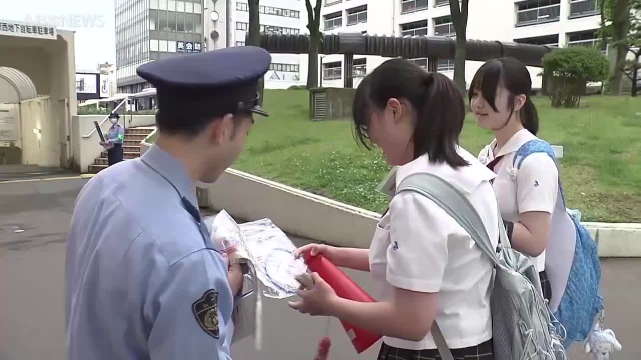 6月9日は「ロックの日」 自転車の盗難被害を防ぐ“ツーロック”を