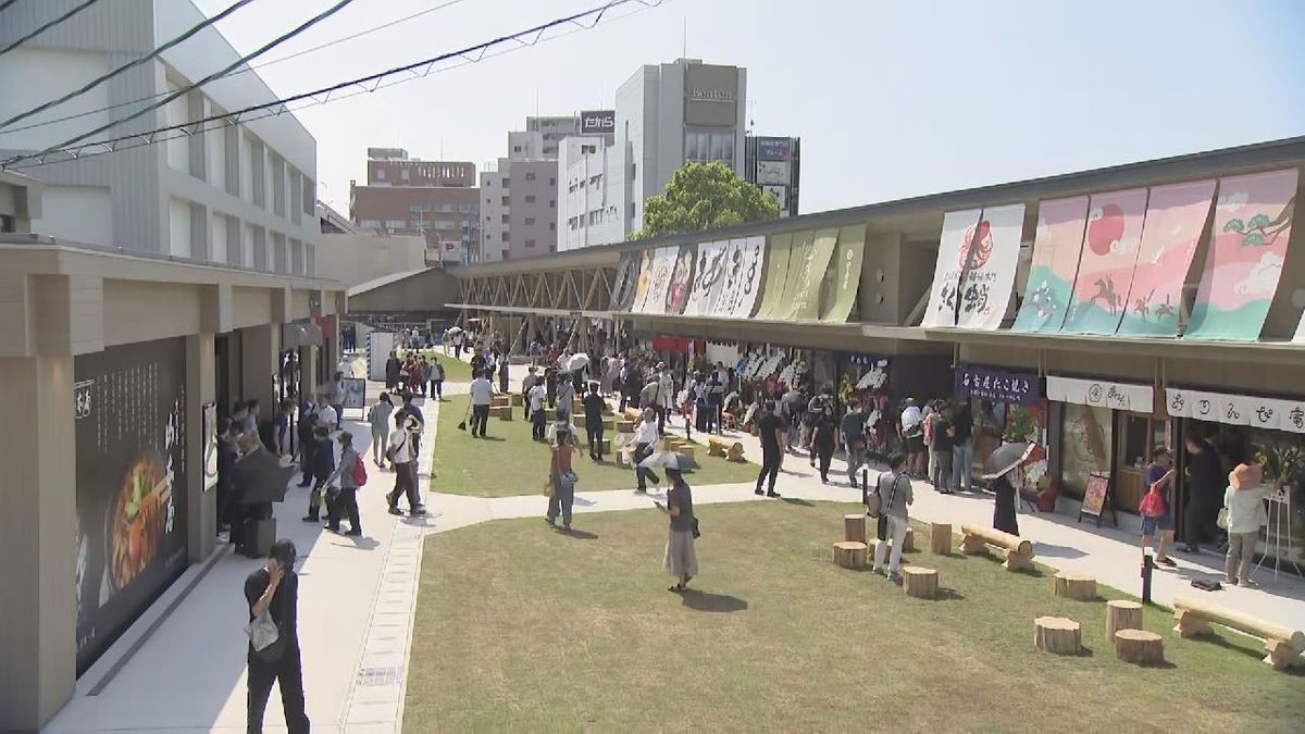 熱田神宮のすぐそばに新スポット「あつたｎａｇＡｙａ」オープン　「長屋」をイメージした平屋建ての建物で飲食店など13店舗　年末までに新たに3店舗がオープン予定　名古屋・熱田区