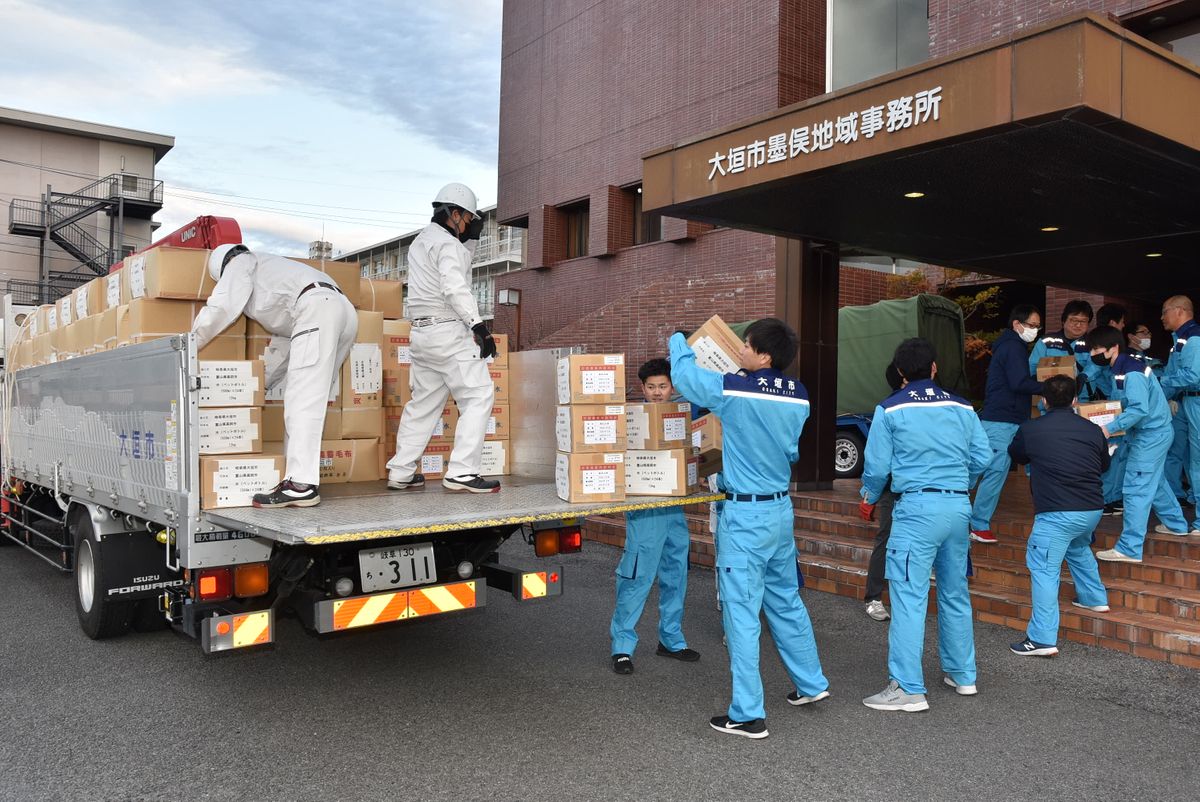 岐阜県大垣市が富山県高岡市に支援物資を送る　食料や毛布など段ボール約400個分　石川県能登半島地震を受けて