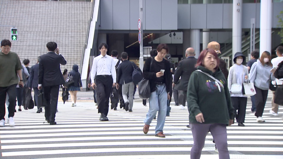 町中でもマスクをしていない人が目立つように