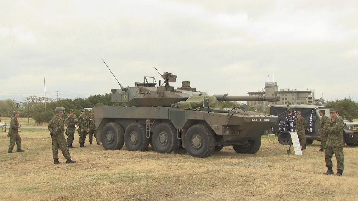 自衛官候補生に部隊の仕事や装備品を紹介する説明会　陸上自衛隊・久居駐屯地