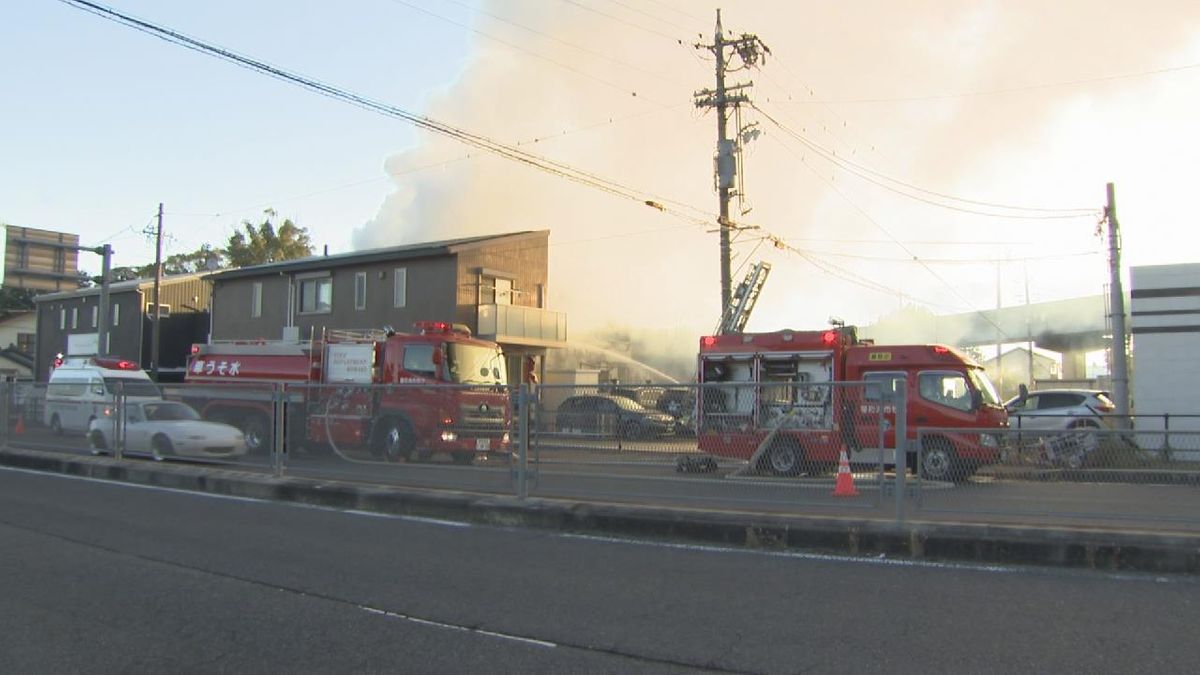 愛知県内で火災相次ぐ 2人の遺体　小牧市と大口町で