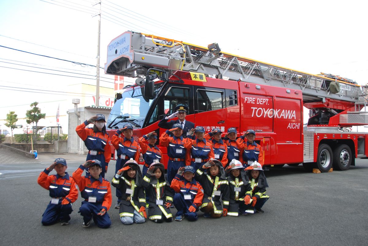 能登半島地震で出初式中止　参加予定の小学生のために1日消防士体験会を実施　愛知・豊川市