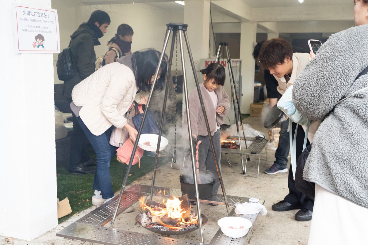 今月8日に行われた「里山のクリスマス 」の様子（写真提供／こだわりん）