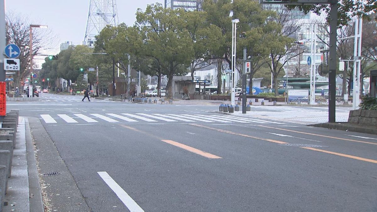 横断歩道を渡っていた歩行者の男性が軽乗用車にはねられ死亡　どちらかが信号無視か　名古屋・中区