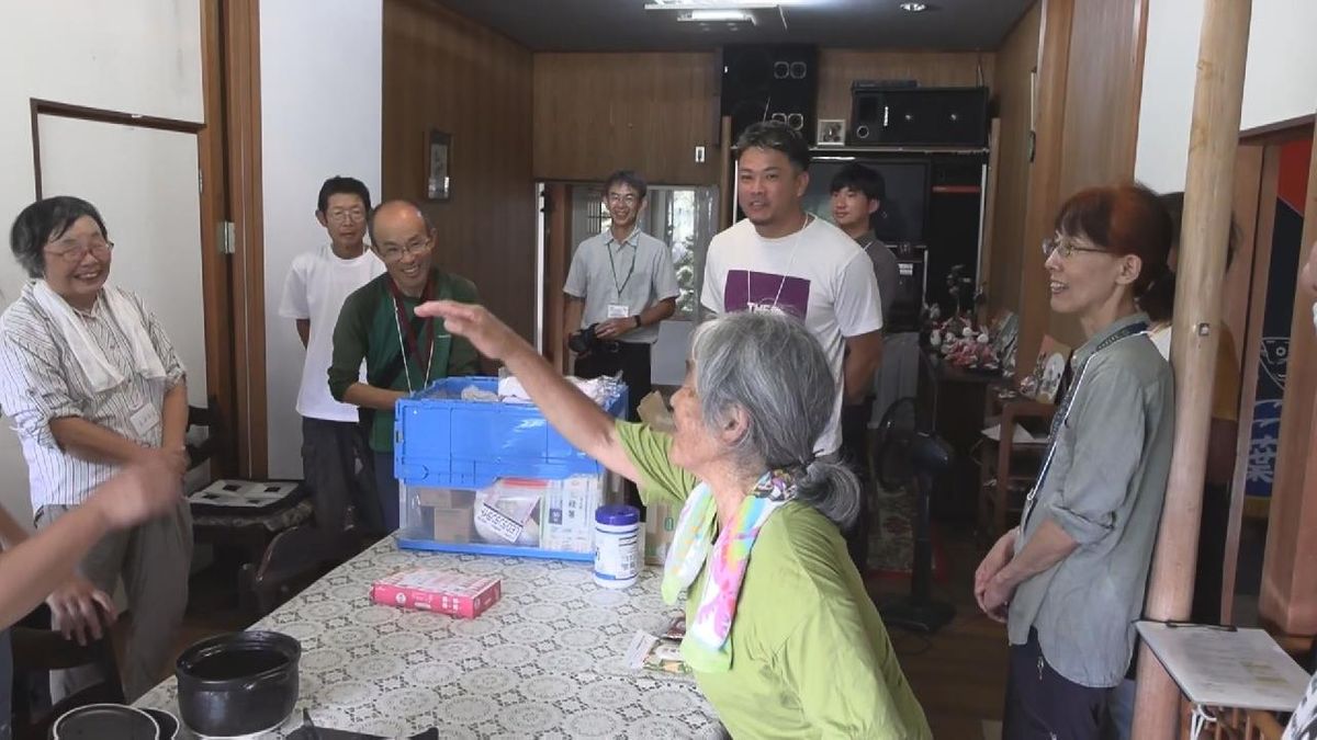 　町への“移住”をうながそうと農家の暮らしなどを体験するイベント　田んぼや畑などを見ながら静かな町を散策　人口減少が続く三重県紀北町で