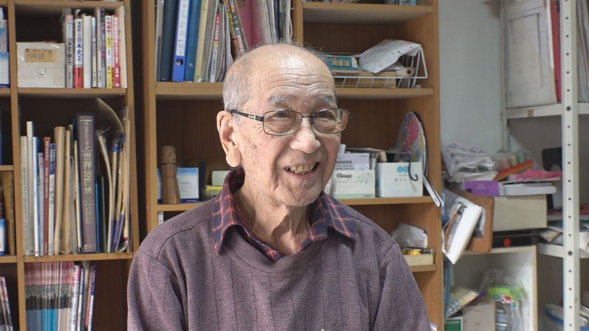 空襲日誌を書いた二村さん（96）