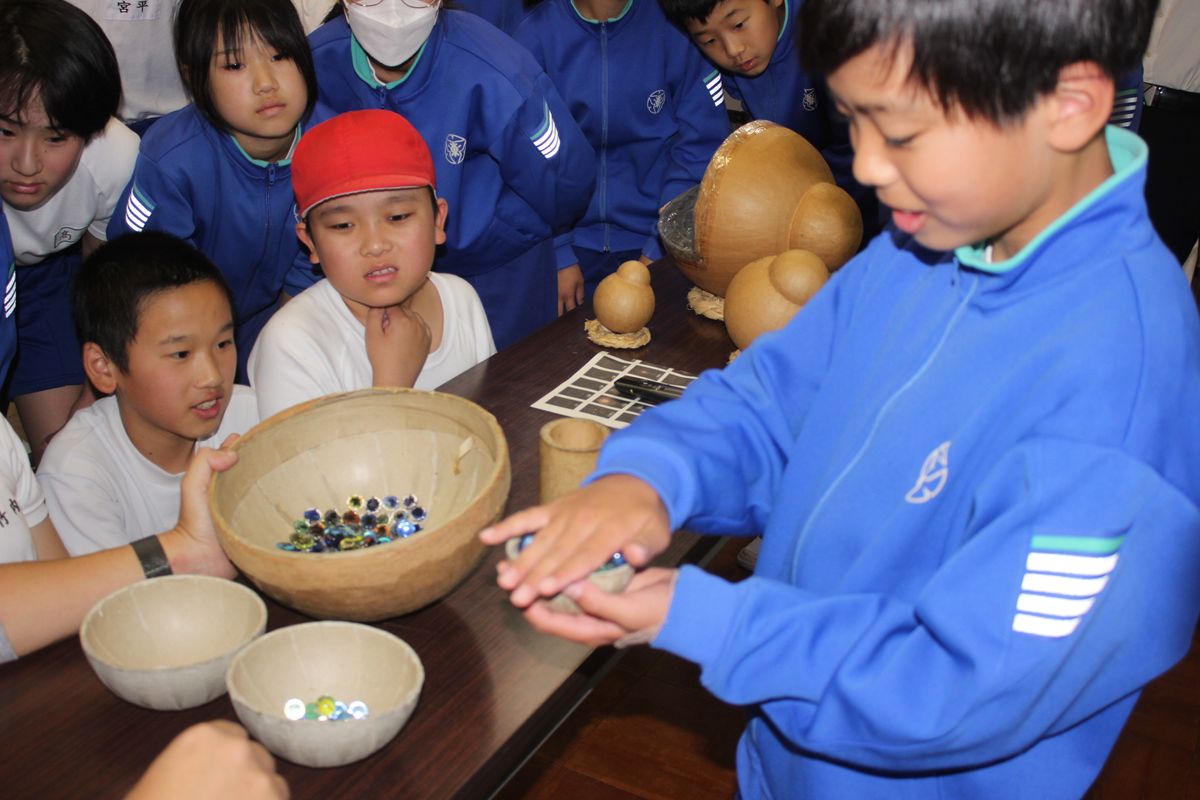 地元小学生の花火が打ちあがる！花火師も協力「郷土の伝統を学んでほしい」　愛知・蒲郡市