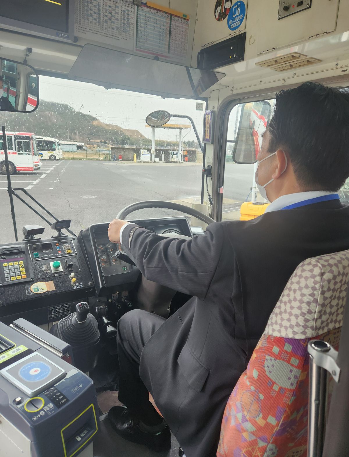 「岐阜バス」運転手（岐阜乗合自動車提供）