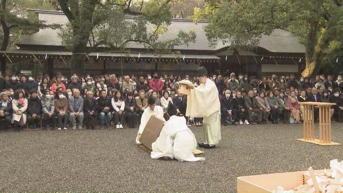 一年のあやまちや けがれをはらい去る大みそか恒例「大祓」  熱田神宮