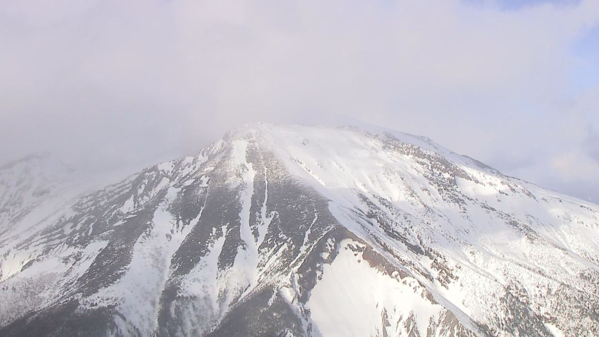 長野と岐阜の県境にある御嶽山でマグマなどの動きを示す火山性微動観測　気象庁が21日午後発表