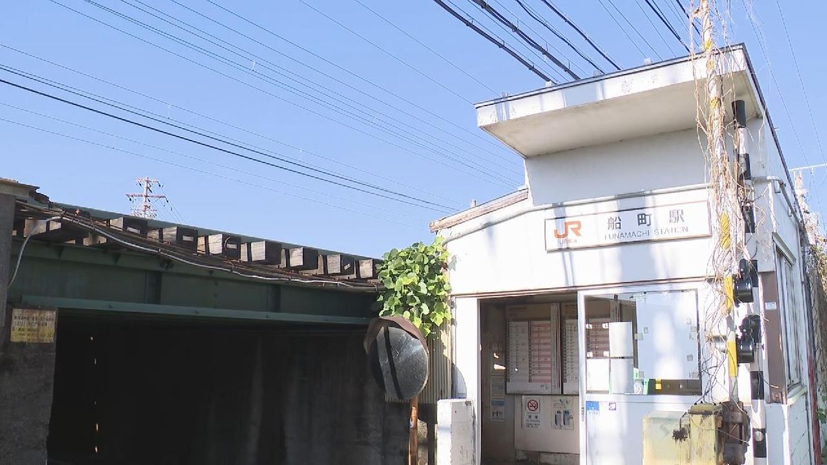 線路上で人が死亡 　列車にはねられたか　30～40代ぐらいで性別不明　愛知・豊橋市