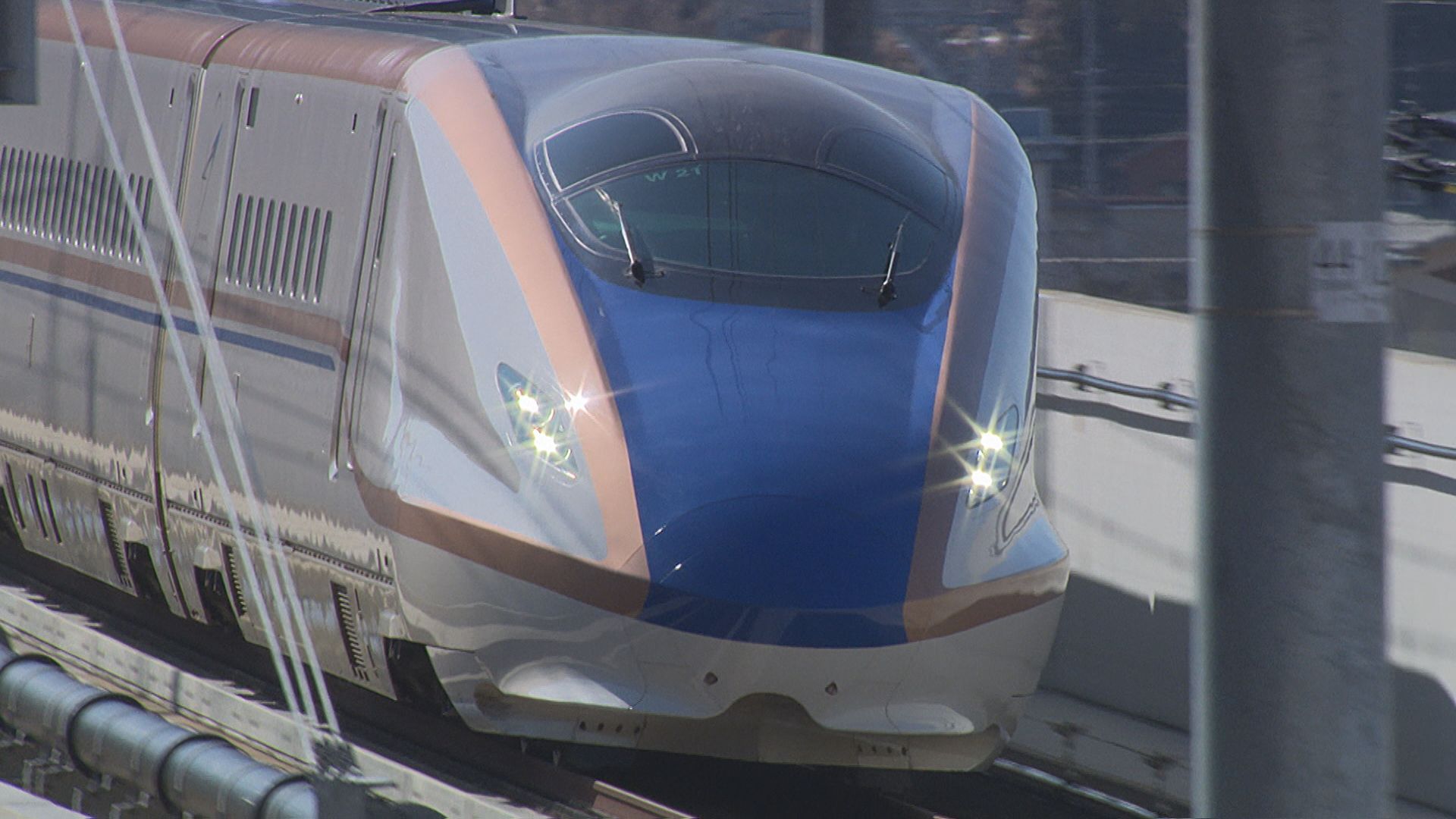 北陸新幹線開業1か月、好調な滑り出し　前年の特急利用に比べ26％増加、金沢･福井間　JR西日本まとめ