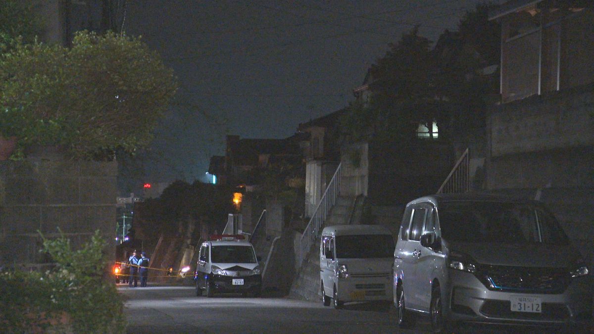 寝室で母親(84)の首を…　殺人の疑いで同居の娘(60)逮捕　父親も頭にけが　容疑認める「首を絞めて殺した」　親族が警察に通報　福井市江尻ヶ丘町