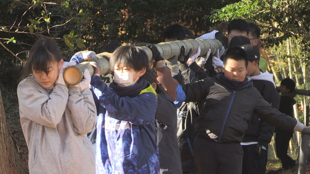 若狭に春を告げる「お水送り」の松明（たいまつ）準備　伝統文化守り次の世代へ