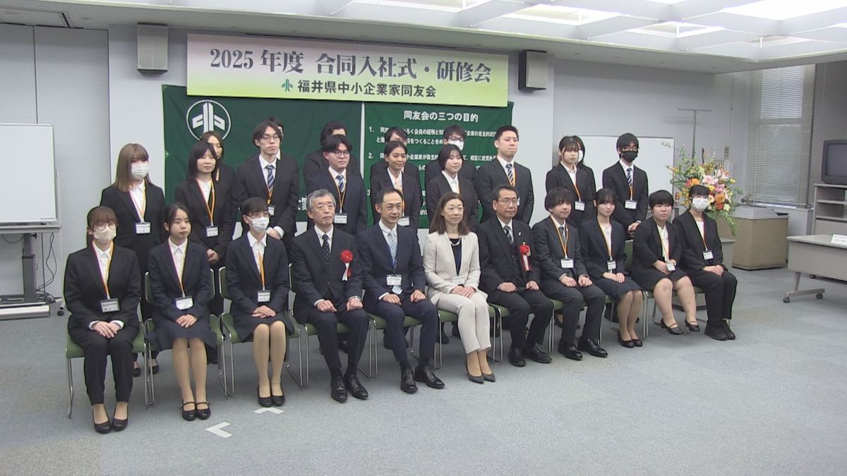 一足早く中小企業が合同で入社式  経営者が待望の新人たちに熱い言葉をかけ歓迎