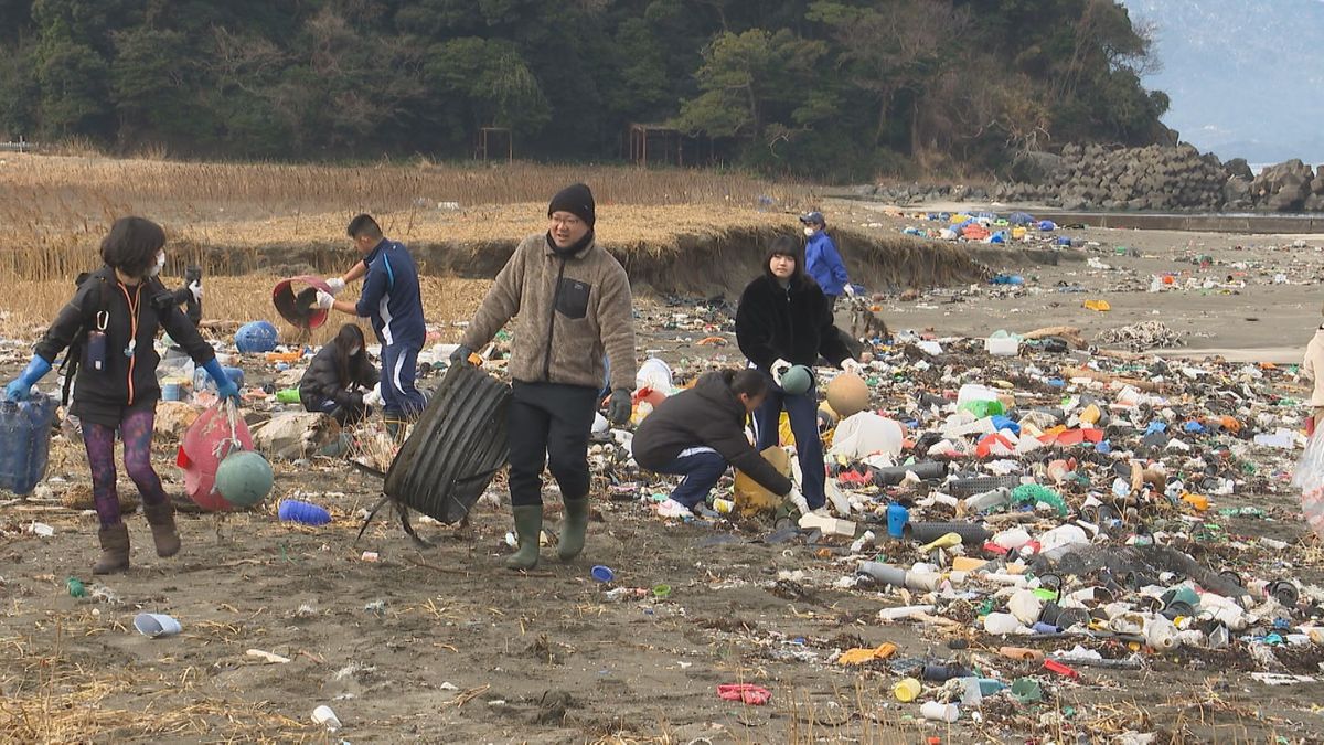 【特集】海ごみ大量漂着　ウミガメの体内からは巨大なビニールが…　2050年にはごみの量が魚を上回る!?