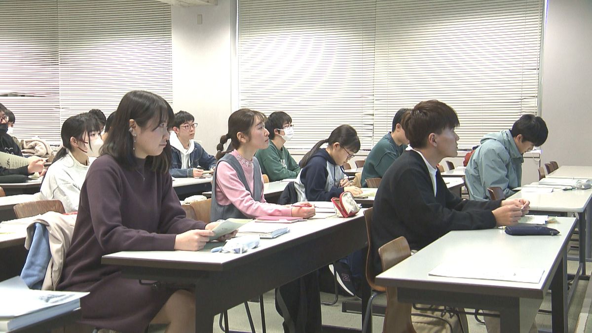 「ハンマーとヘルメットはあらかじめ用意して」 福井県立大学恐竜学部一期生 フィールド学習に期待高まる