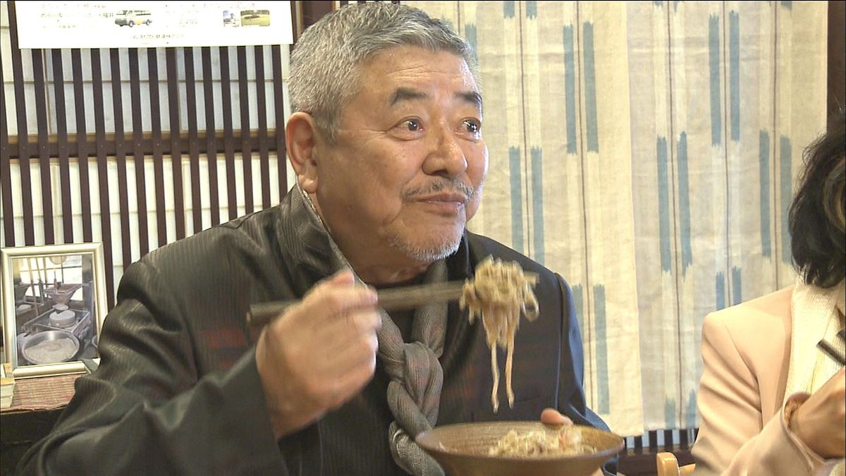 俳優 中尾彬さん（81）が死去 勝山市のおろしそばの観光特任大使を夫婦で務める