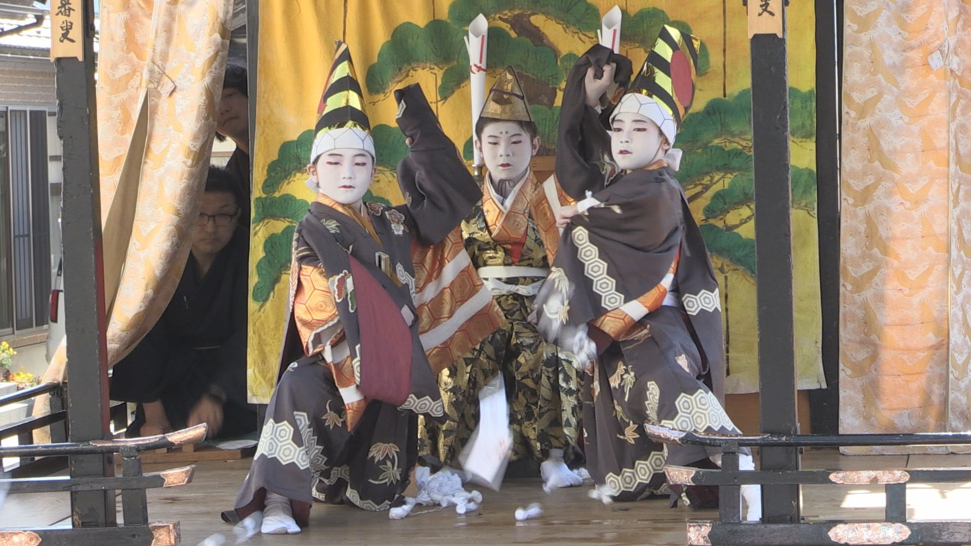 美浜町で「子供歌舞伎」を小学生が披露　150年以上続く伝統行事　後継者不足が課題