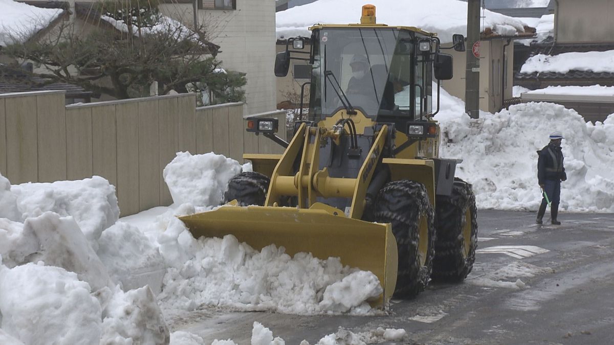 この冬の雪は平年並みか多く 鯖江市が除雪車・オペレーターを増強して対応へ