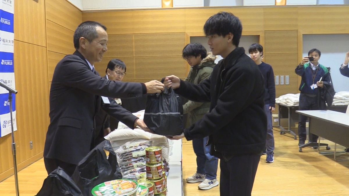 「福井米でがんばれ！」物価高騰で生活苦しむ学生に食料セット　県内の協同組合で作る団体が支援