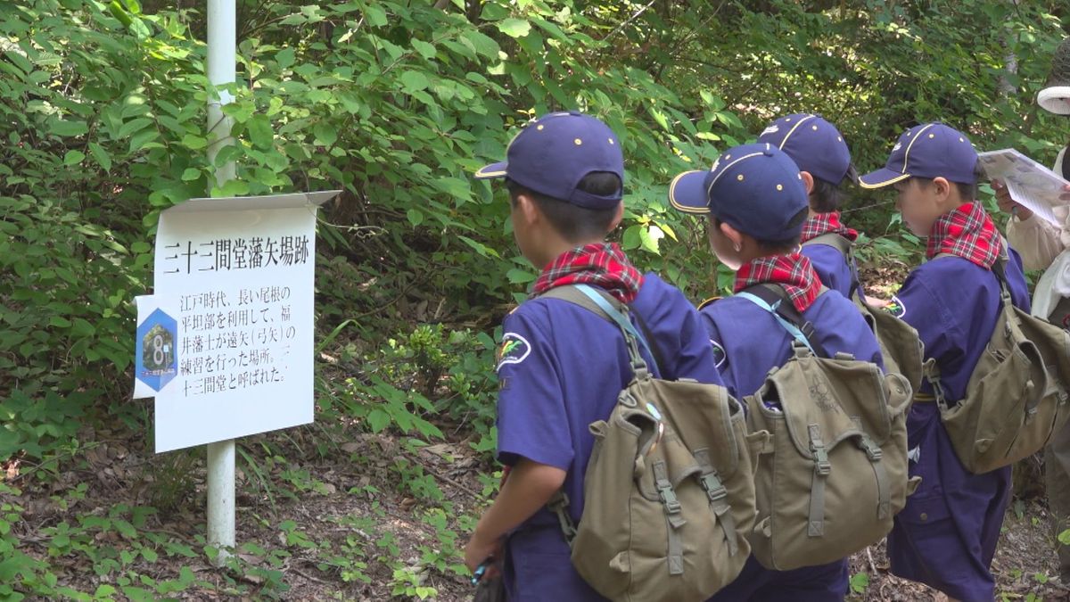 足羽山の史跡など巡り歩く 福井のシンボル、歴史への理解深める 福井北ロータリークラブ企画