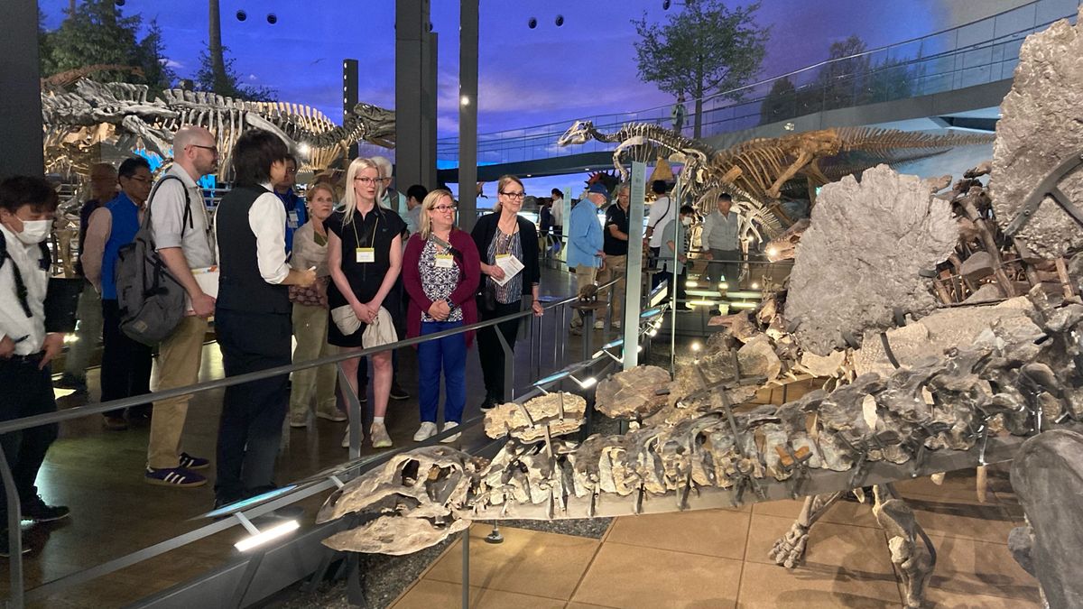 米国ロータリークラブが恐竜博物館見学　現地のロッキー博物館と姉妹提携　来年には福井から米国へ、交流の輪を広げる