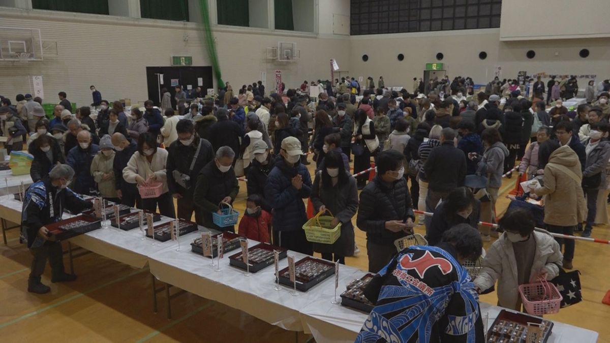 大野市「でっち羊かんまつり」始まる 詰め合わせは販売開始10分で完売!