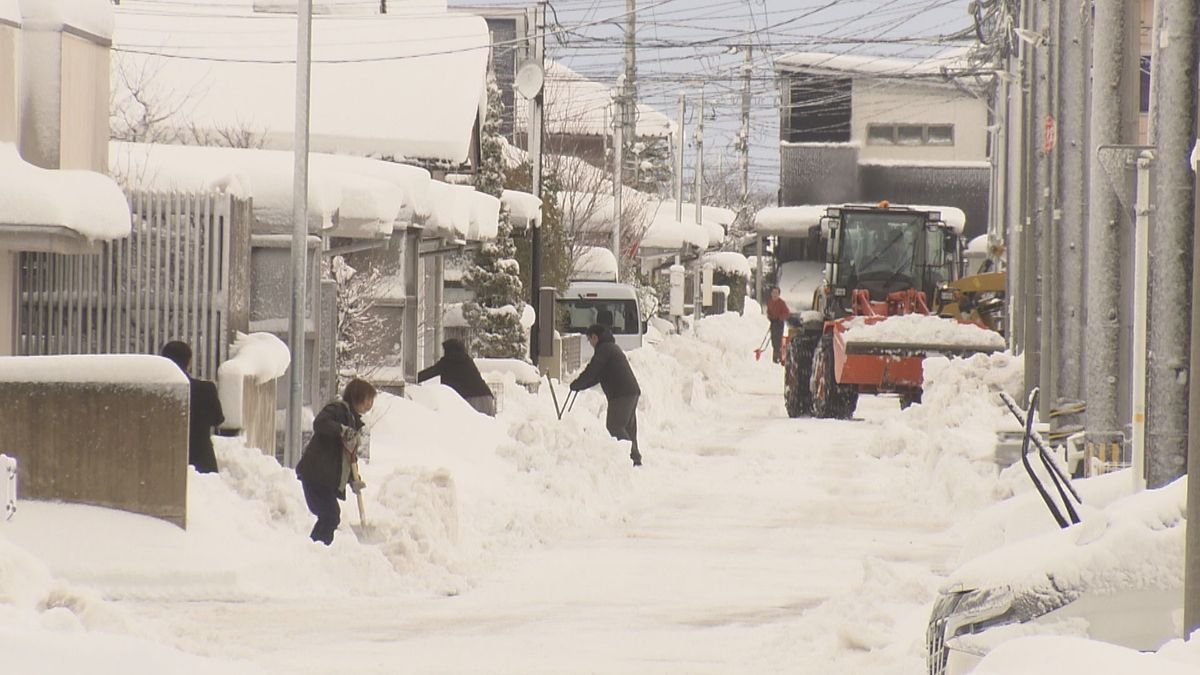 「もう雪はいいです…」嶺北8日夜遅くまで　嶺南9日昼前まで山地を中心に大雪か　交通障害に注意・警戒　9日昼過ぎには寒気緩む