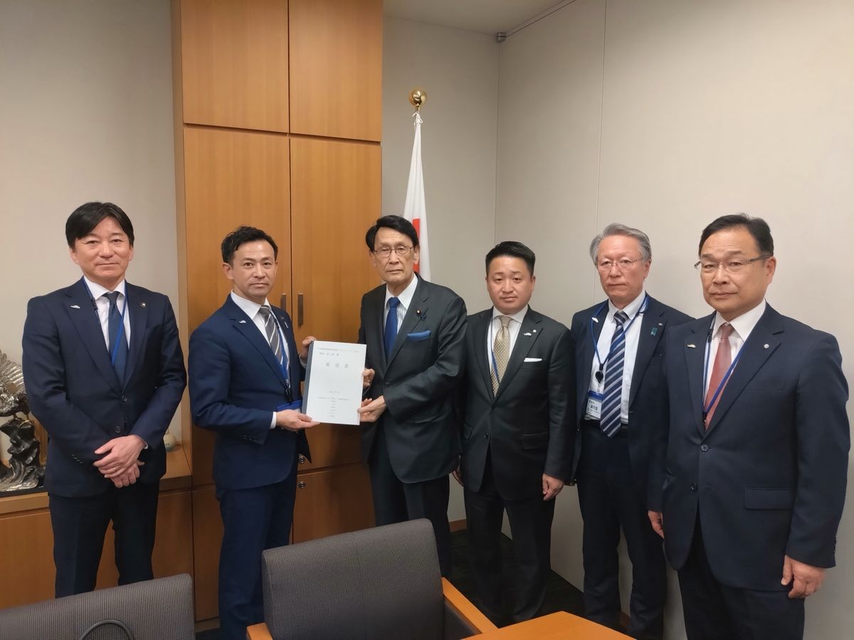 北陸新幹線「小浜・京都ルートで早期全線開業を」嶺南6市町の首長らが与党と国に要望