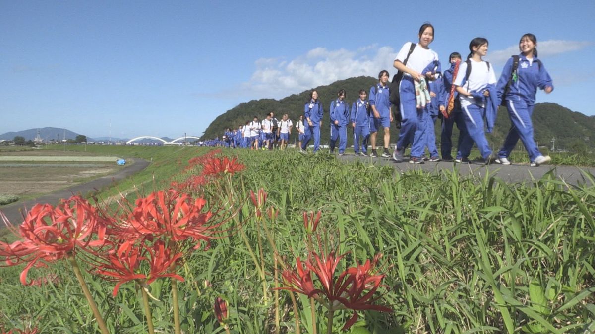 自然を感じる「強歩大会」　山あい林道抜けて約23キロ歩く　若狭高校の恒例行事