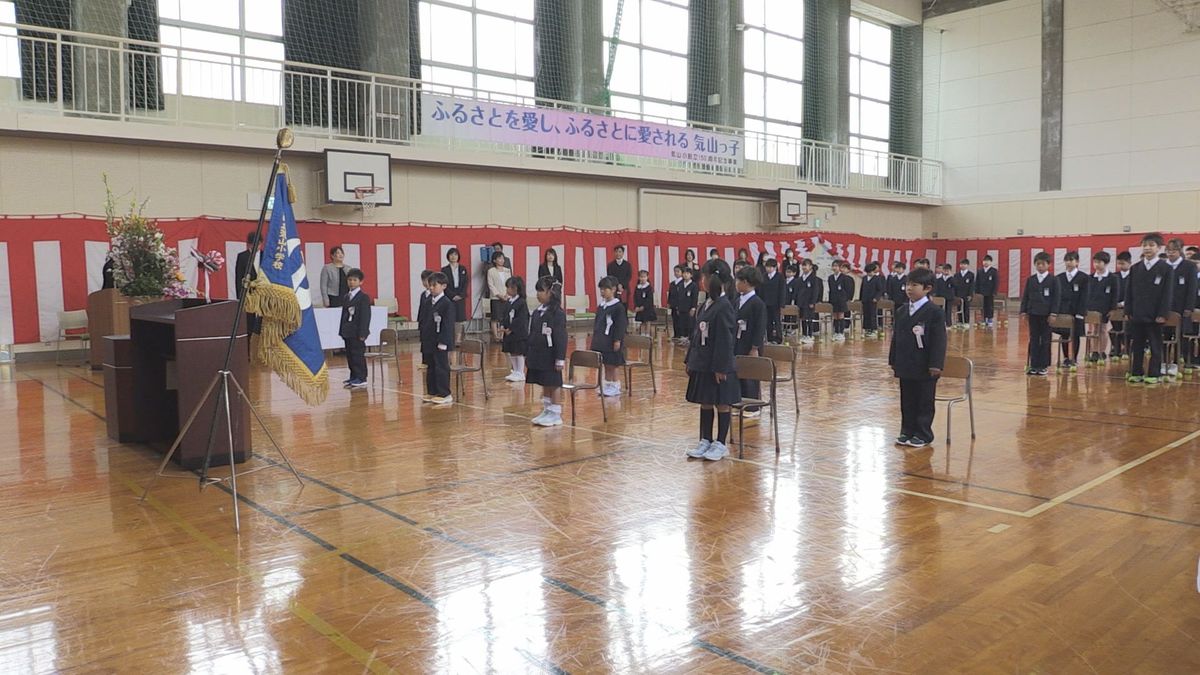 福井県内の公立小中学校でトップを切って入学式　若狭町気山小学校