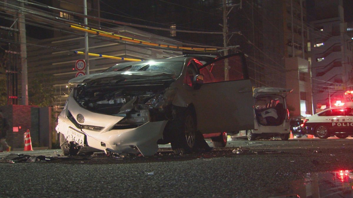 福岡市南区で車2台が衝突事故　双方の車運転の男性ケガ