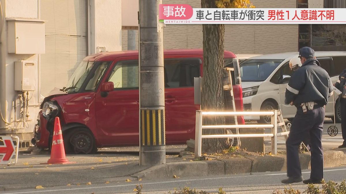 横断歩道を渡っていた自転車と車が衝突　自転車の男性が意識不明　車の女性も病院に搬送　福岡