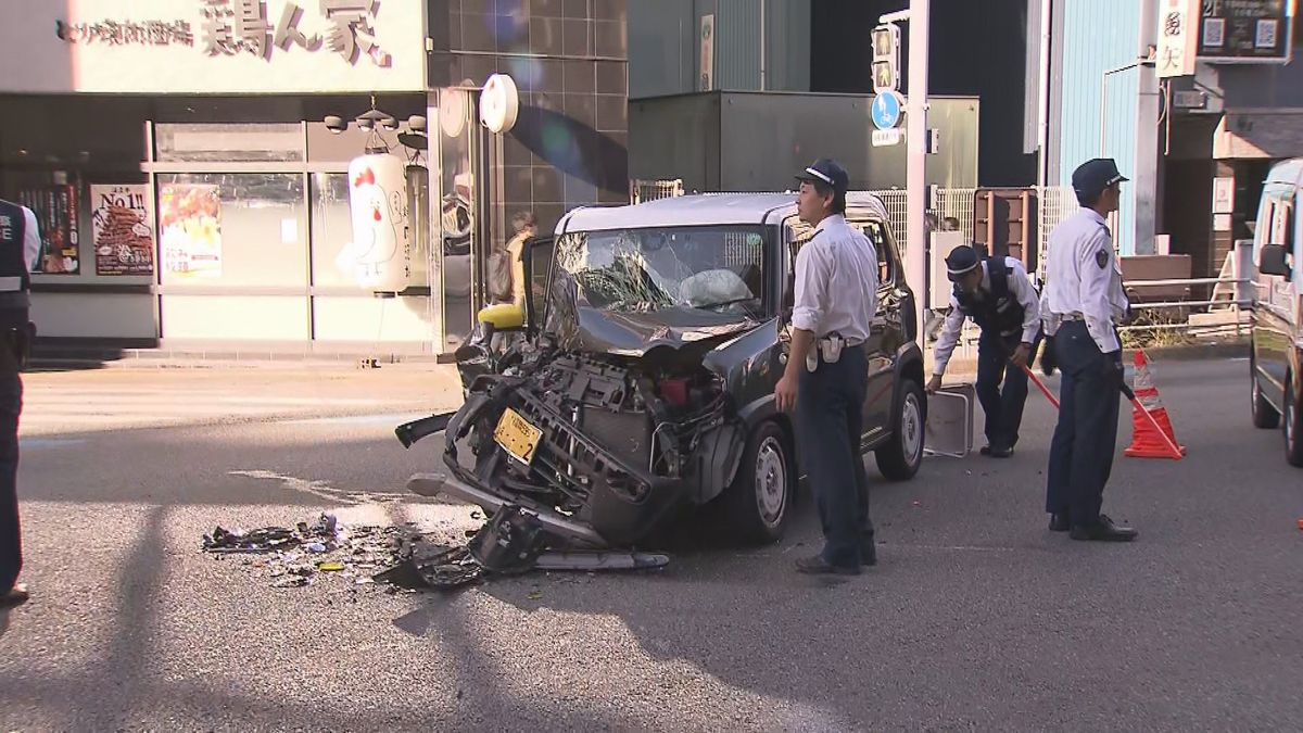 【速報】バスと軽乗用車が衝突　福岡市中央区の国体道路