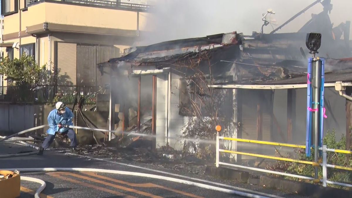 【続報】JR湯本駅前の住宅で火事　焼け跡から1人の遺体　福島県いわき市