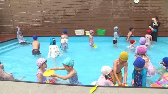 雲が多い空模様だけど…「楽しい」 郡山市の幼稚園でプール開き! プールの水は温水…気温に応じで調整できる【福島県】