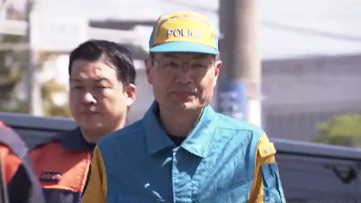 警察庁長官が熊本地震被災地の防犯状況を視察 防犯カメラ約950台を設置