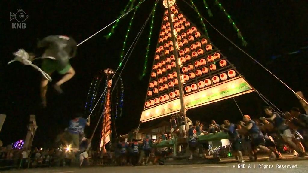 魚津市のたてもん祭り始まる　初めて女性が指揮を執る町も