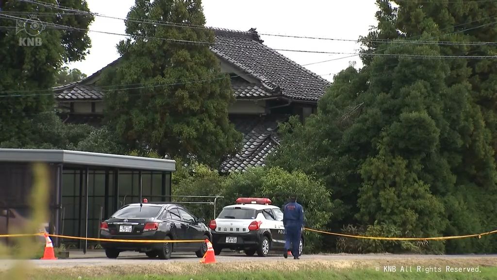 金属バットで襲いかかってきた男に警察官が2発発砲　富山県南砺市