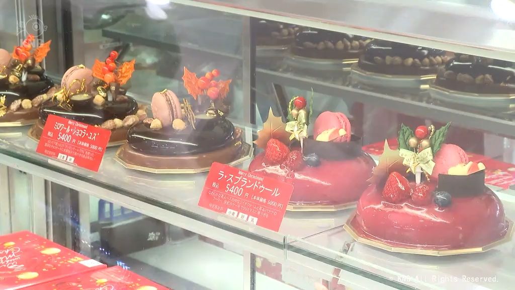 皆でケーキを…Ｘマスイブ洋菓子店にぎわう　富山