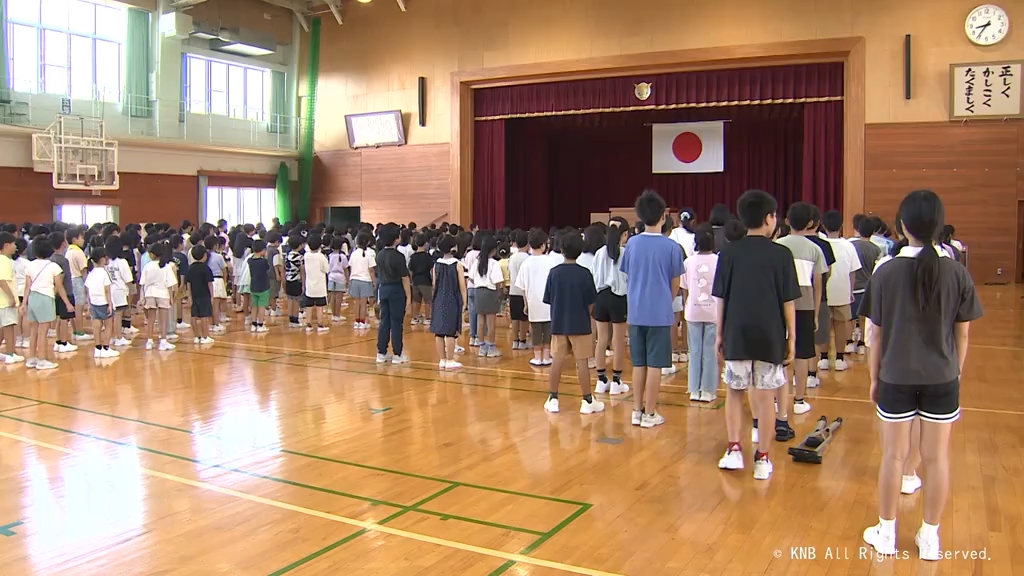 大雨で延期　始業式に笑顔そろう　富山市・射水市・立山町