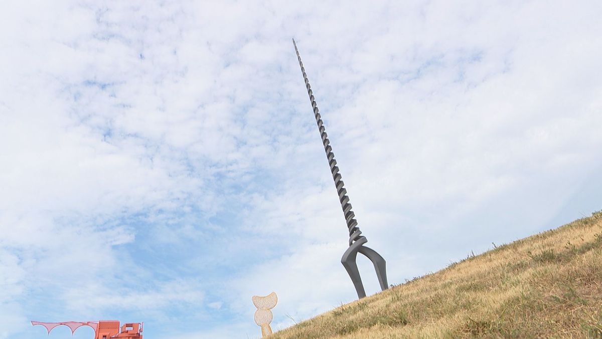 エヴァの聖地・宇部市に高さ7メートルの「ロンギヌスの槍」！来年1月まで「まちじゅうエヴァンゲリオン」開催