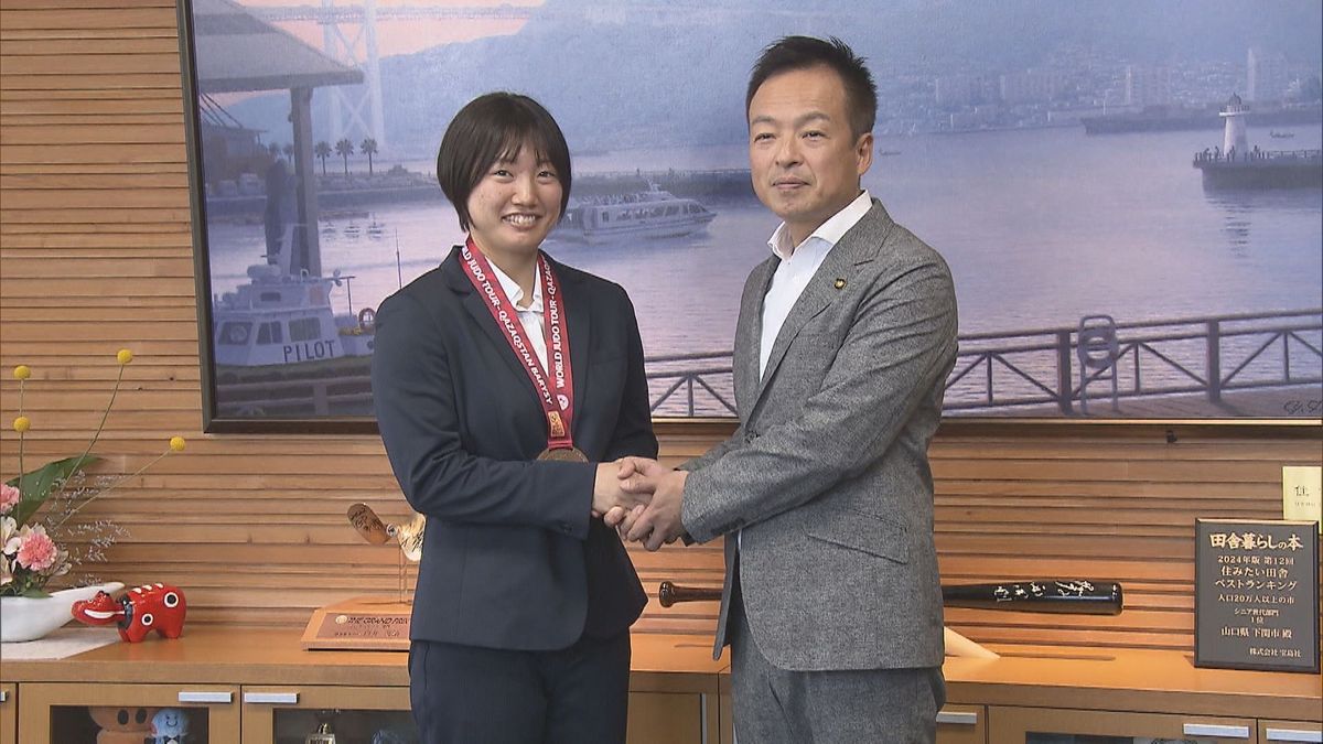 「柔道グランドスラム・カザフスタン大会」3位入賞 青野南美選手が下関市役所を訪問