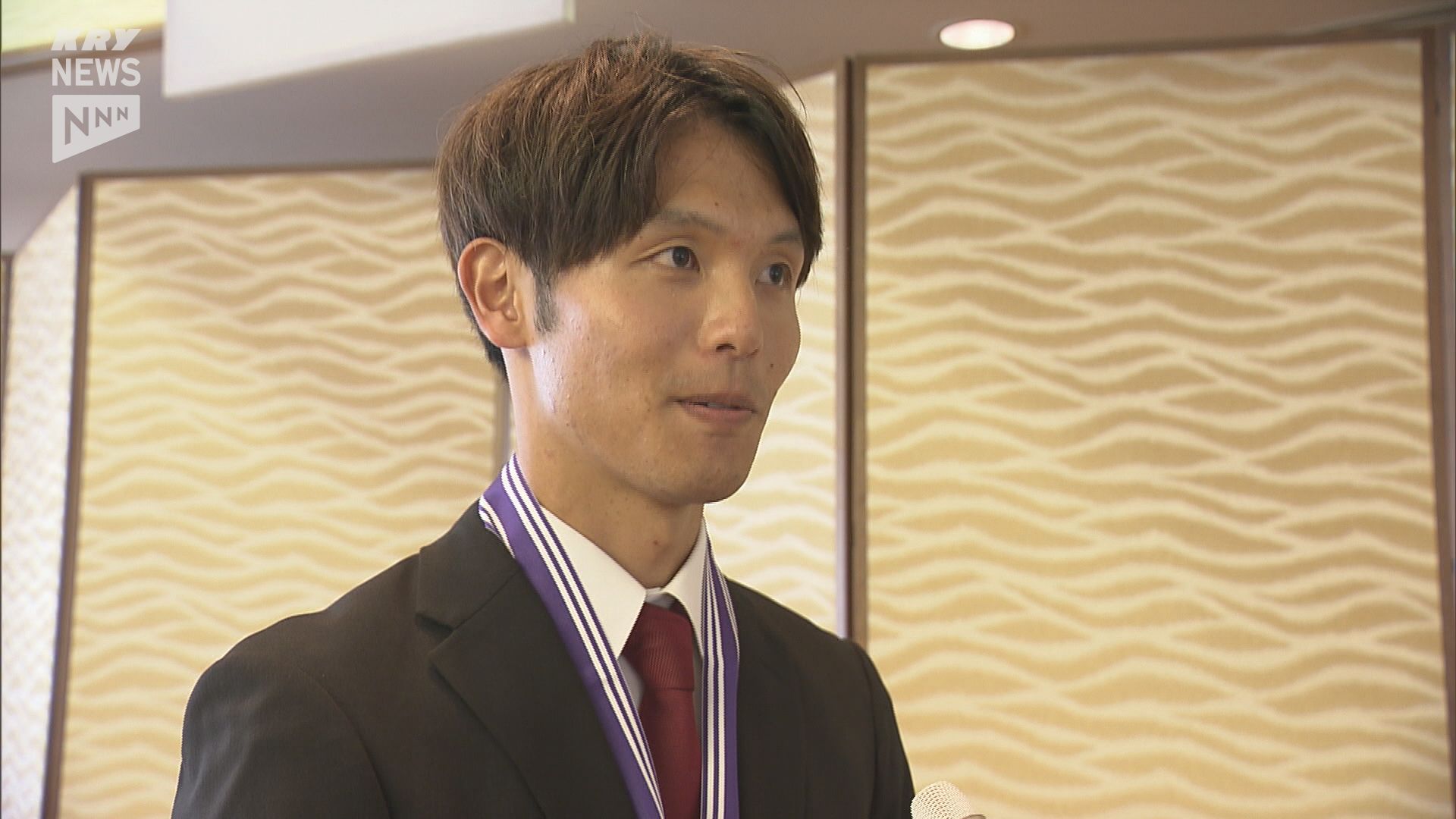 県選手団は34個のメダルを獲得 全国障害者スポーツ大会での活躍を知事