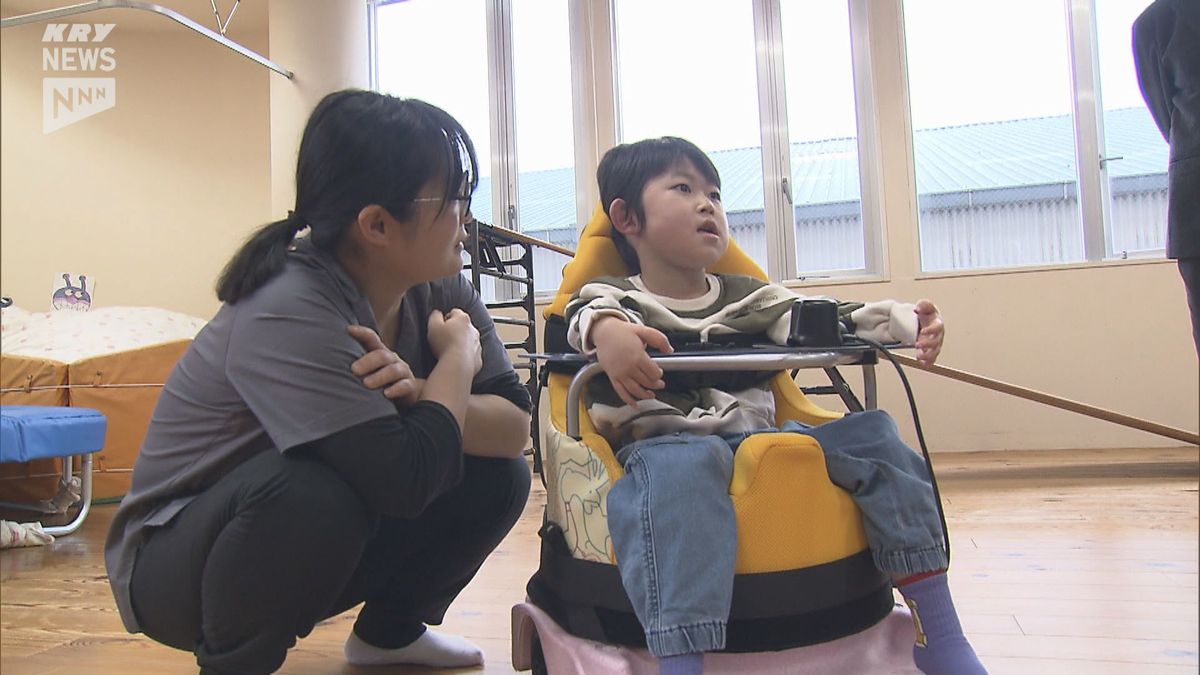先天性筋ジストロフィーの男の子に電動車いすを贈る 24時間テレビ