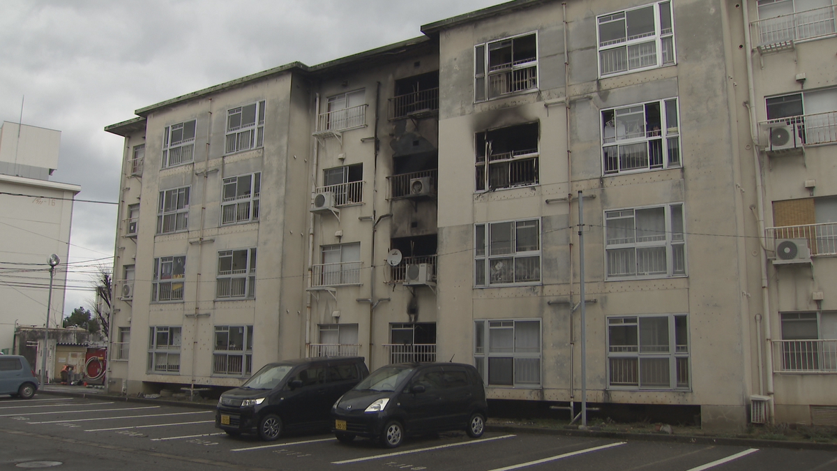 【速報】石川県営住宅の焼け跡から遺体 火は1階から4階まで