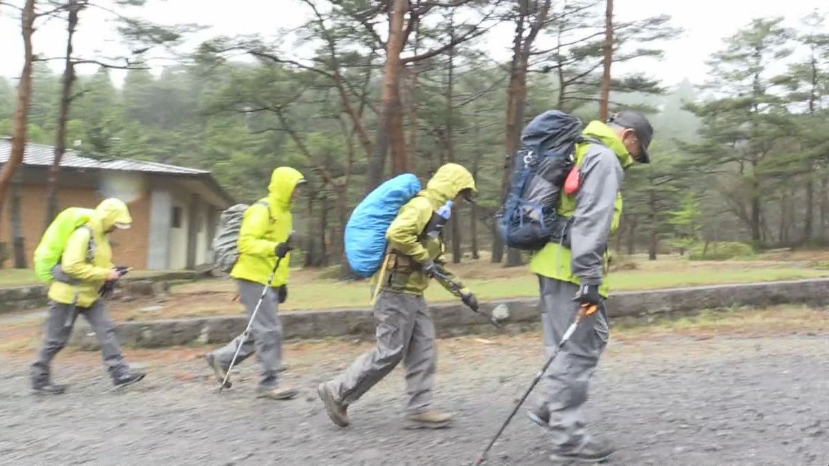 新緑を楽しむ登山シーズン到来！霧島連山の夏山開き